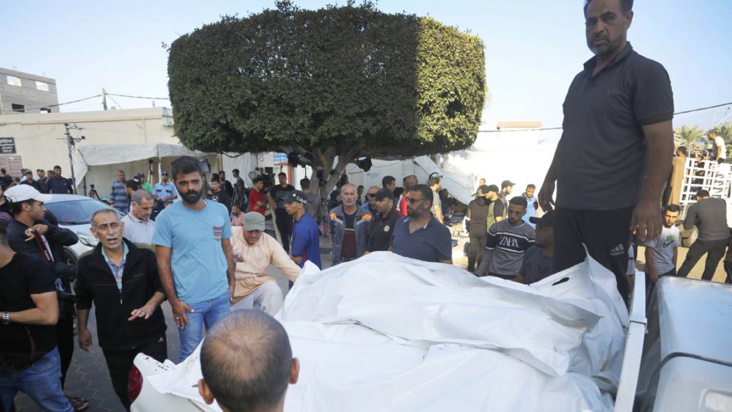 Gazze 31 gündür bombalanıyor... 'İnsanlık' ateş altında 5